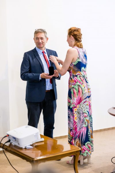 Andrew Bevan si Diana Spinean